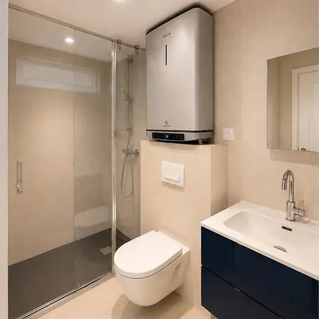 Apartament Maison Jouanno - Escape, Private Garden, 10min From Orly *